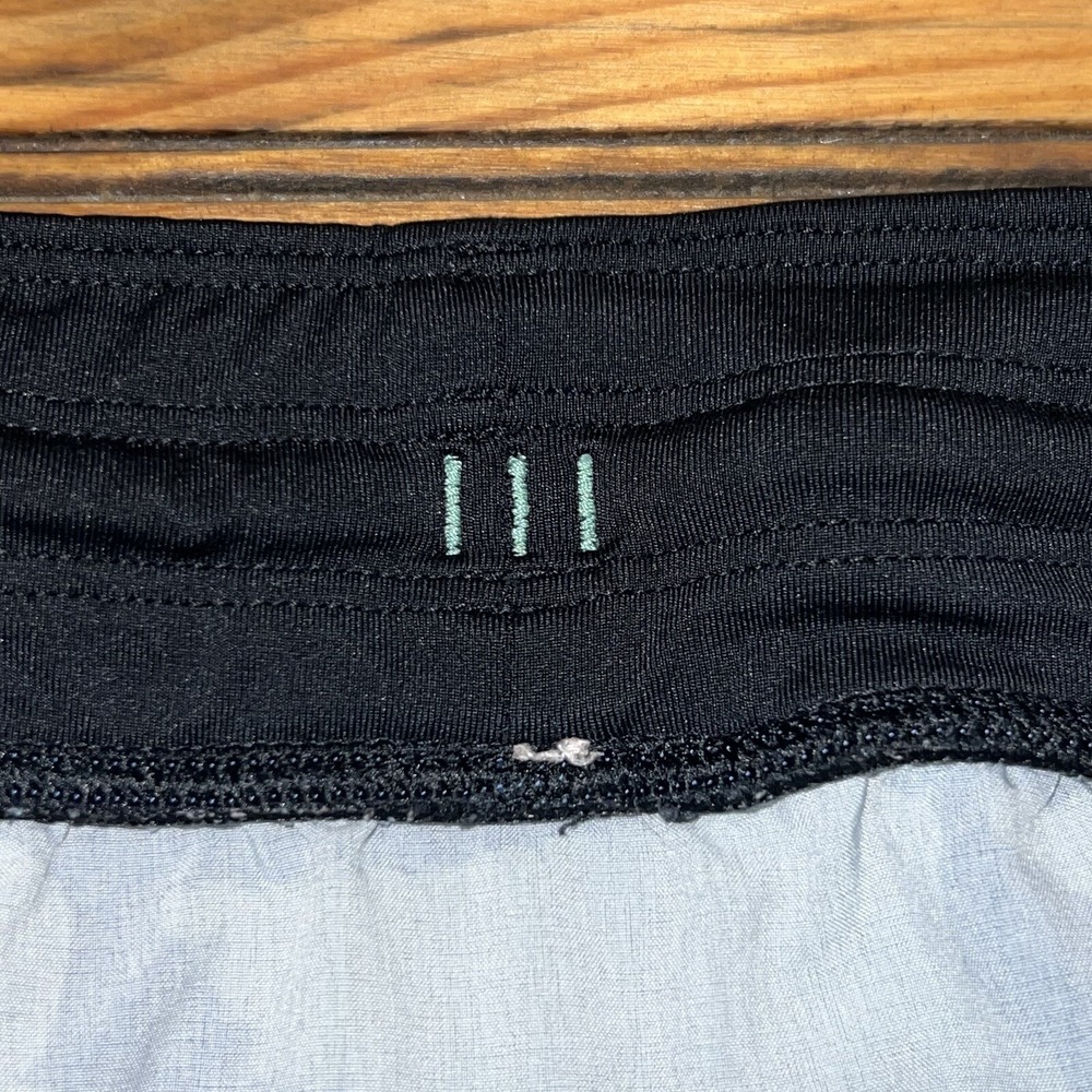 Lululemon Athletic Shorts Mens Small Gym Training Workout Multicolor Pockets - Picture 5 of 9